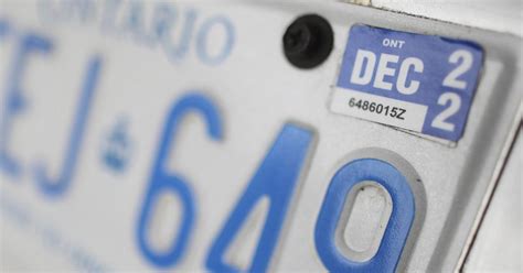 Ontario launches automatic licence plate renewals on Monday.